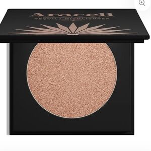 Araceli Highlighter